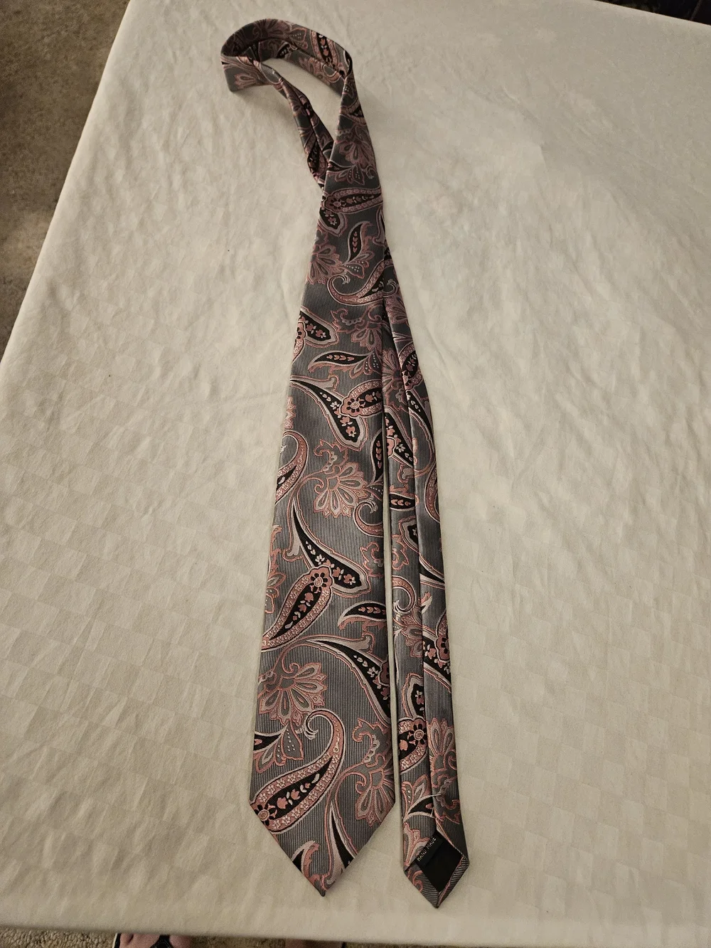 HISDERN Gray and Pink Paisley Silk-Blend Tie